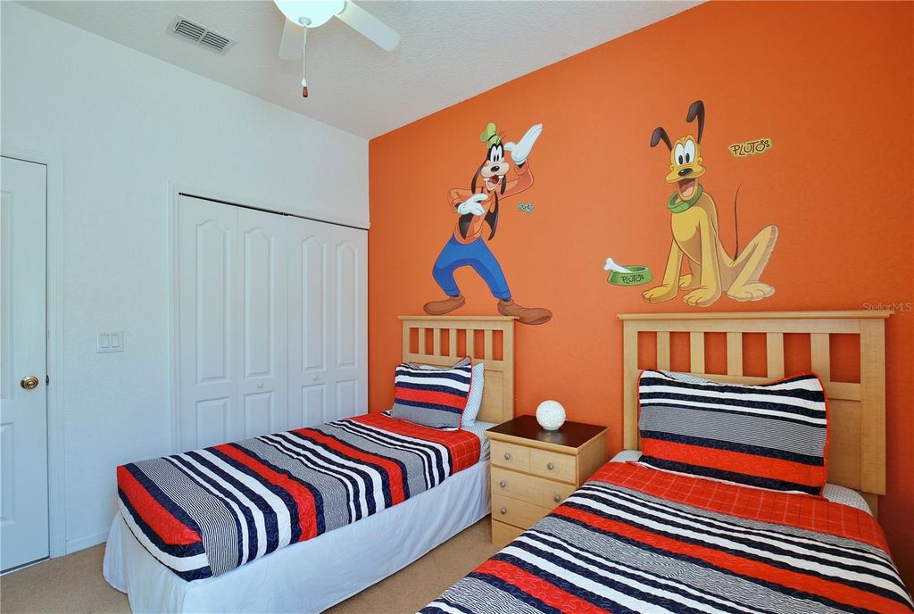 Image 20 of property listing at 835 BIRKDALE STREET, Davenport, FL 33897