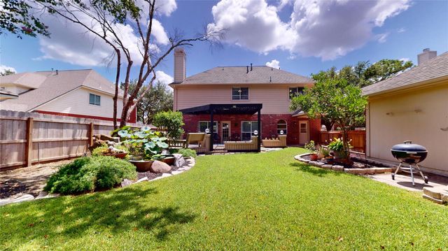 3615 Garrettsville Drive, Pearland, TX 77584