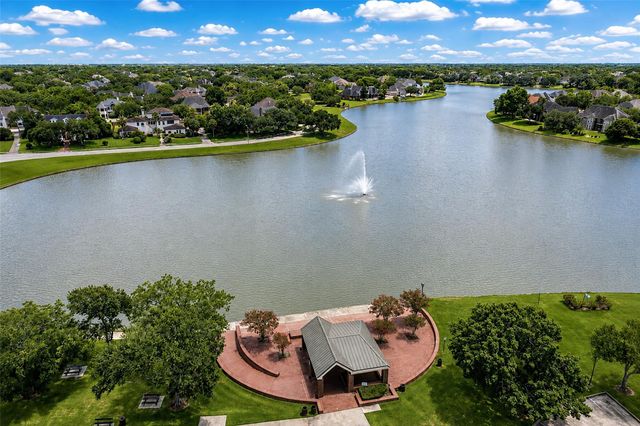 3615 Garrettsville Drive, Pearland, TX 77584