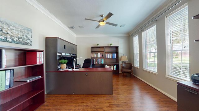 3615 Garrettsville Drive, Pearland, TX 77584