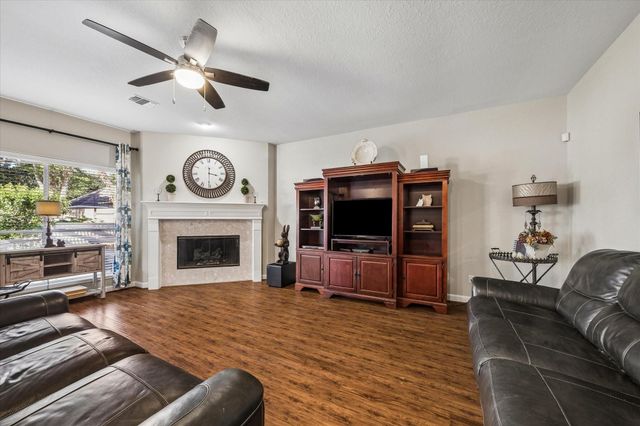 3615 Garrettsville Drive, Pearland, TX 77584