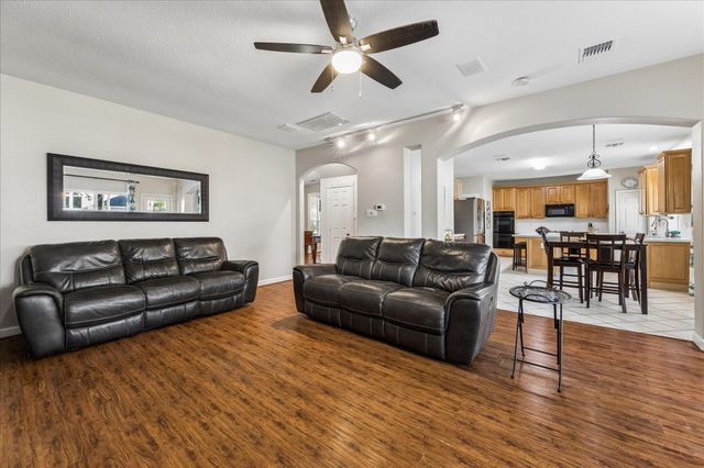 3615 Garrettsville Drive, Pearland, TX 77584