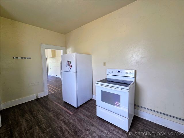 602 N Collins Avenue, Okmulgee, OK 74447