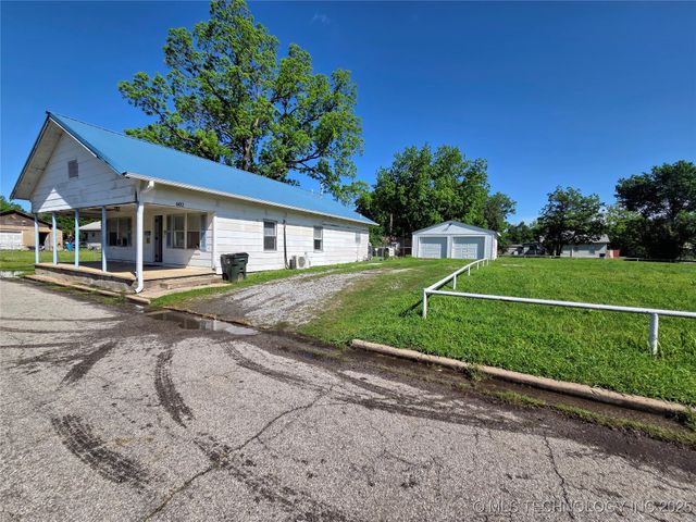 602 N Collins Avenue, Okmulgee, OK 74447