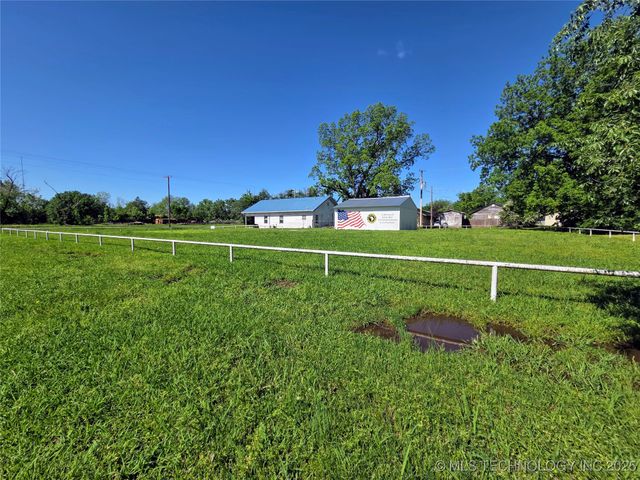 602 N Collins Avenue, Okmulgee, OK 74447