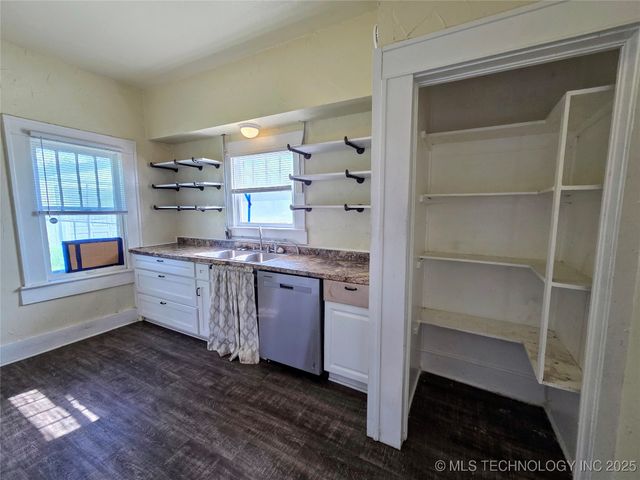 602 N Collins Avenue, Okmulgee, OK 74447