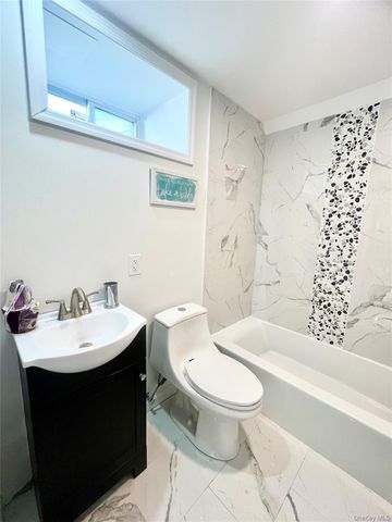 126 W Main Street, Middletown, NY 10940