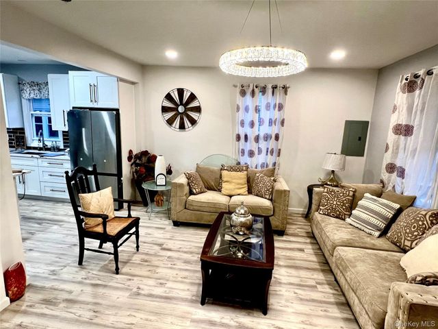 126 W Main Street, Middletown, NY 10940