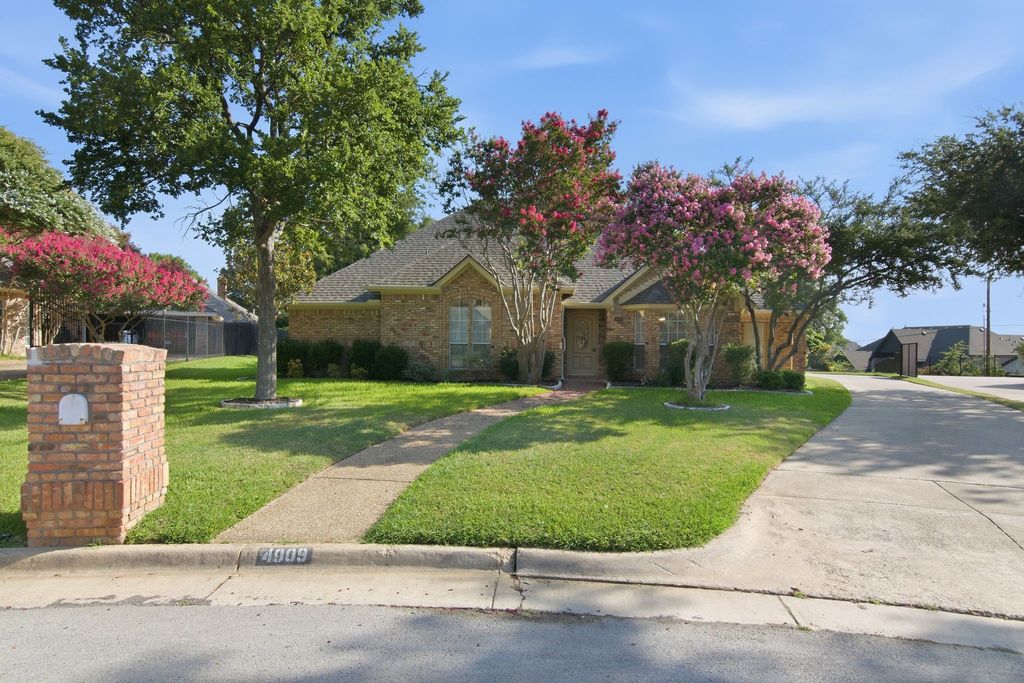 4009 Bowden Hill Lane E, Colleyville, TX 76034
