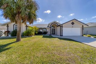 56 LONG MEADOW COURT, Rotonda West, FL 33947