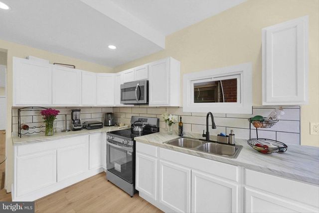 1113 POPLAR ST, Kulpmont, PA 17834