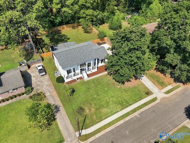 8908 SE Willow Hills Drive, Huntsville, AL 35802