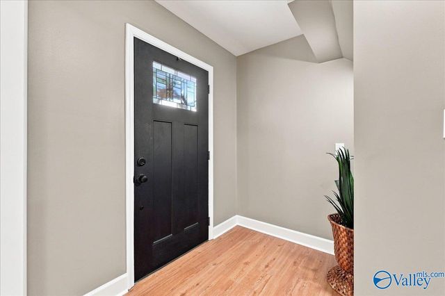 8908 SE Willow Hills Drive, Huntsville, AL 35802