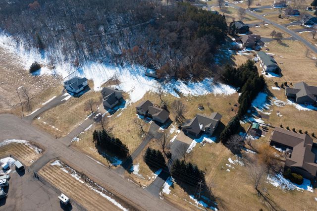 N8185 945th Street, River Falls, WI 54022