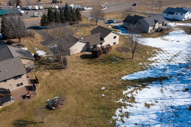 N8185 945th Street, River Falls, WI 54022