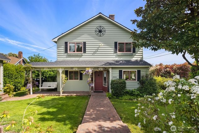 20446 Chautauqua Beach Road SW, Vashon, WA 98070