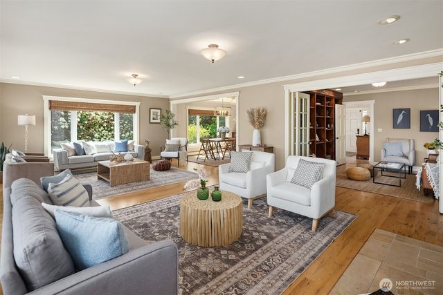 20446 Chautauqua Beach Road SW, Vashon, WA 98070