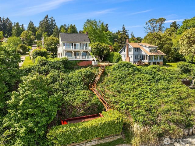20446 Chautauqua Beach Road SW, Vashon, WA 98070