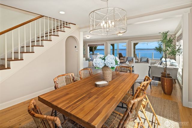 20446 Chautauqua Beach Road SW, Vashon, WA 98070