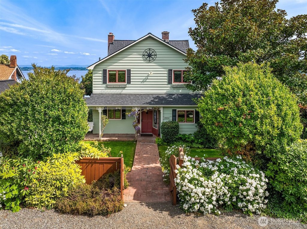 20446 Chautauqua Beach Road SW, Vashon, WA 98070