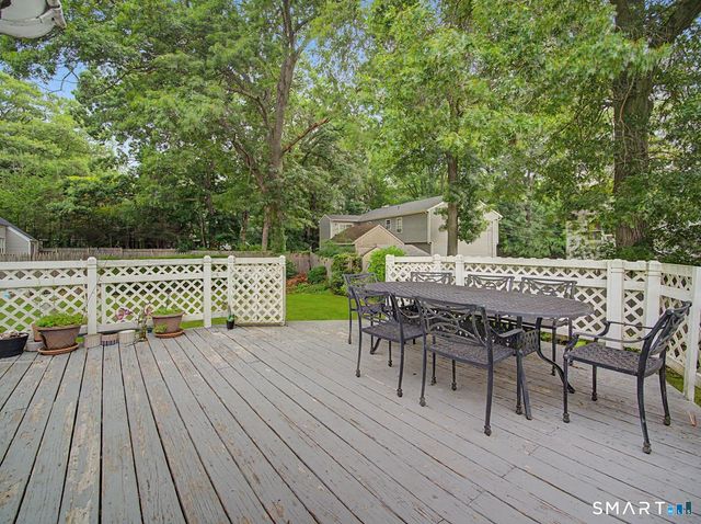142 Travis Drive, Bridgeport, CT 06606