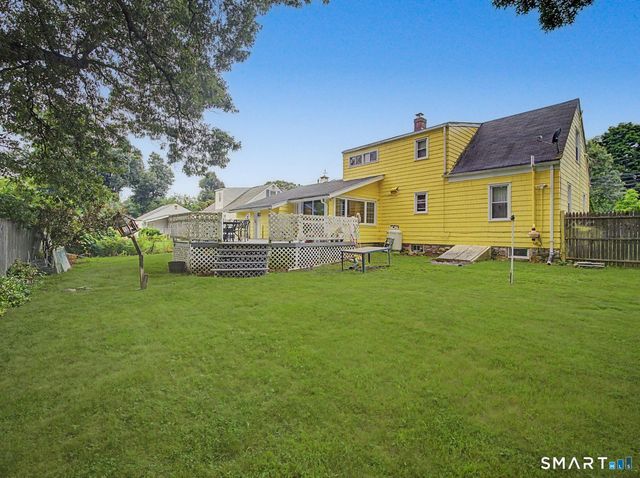 142 Travis Drive, Bridgeport, CT 06606