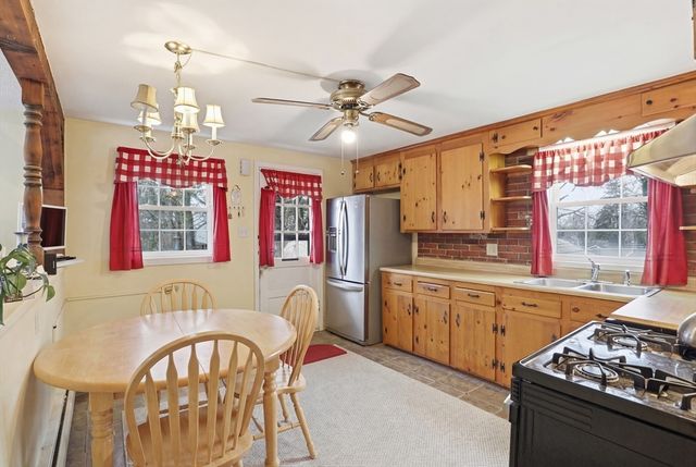 94 Nancy Ave, Dracut, MA 01826