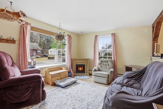 94 Nancy Ave, Dracut, MA 01826