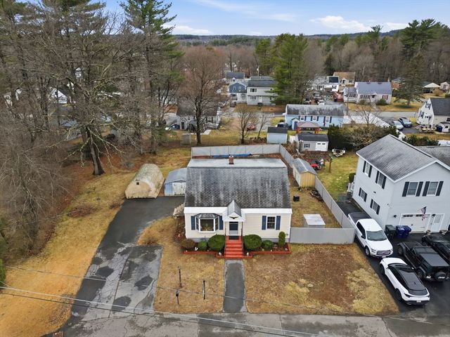 94 Nancy Ave, Dracut, MA 01826