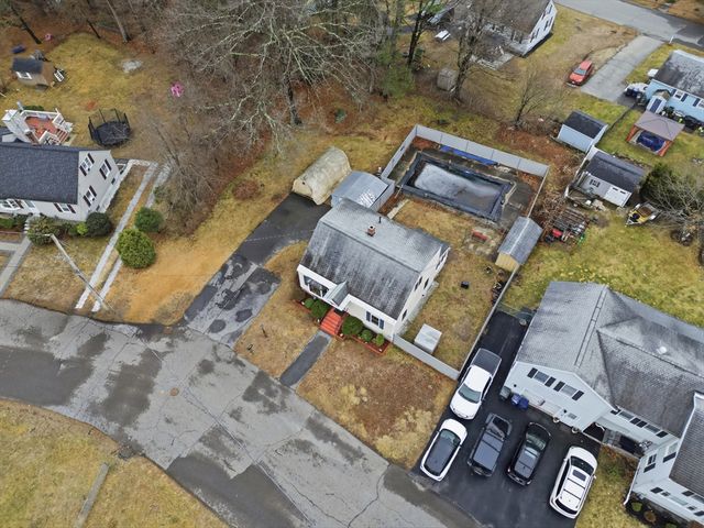 94 Nancy Ave, Dracut, MA 01826