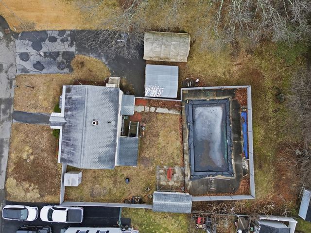 94 Nancy Ave, Dracut, MA 01826