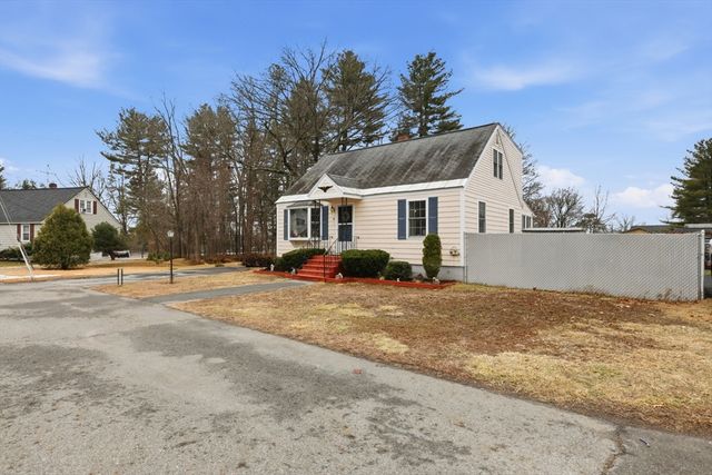 94 Nancy Ave, Dracut, MA 01826