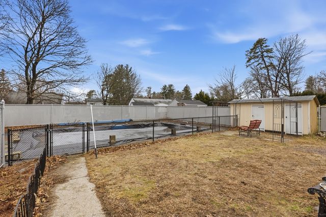 94 Nancy Ave, Dracut, MA 01826