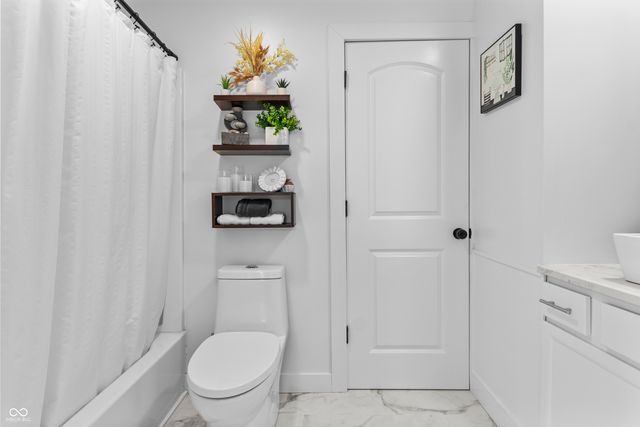 3211 S Lockburn Street, Indianapolis, IN 46221
