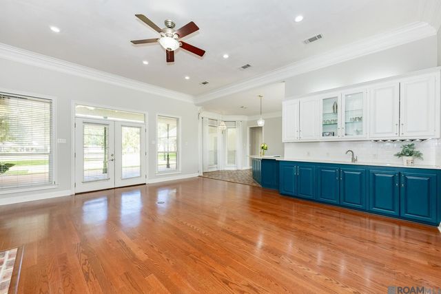 4132 Berthelot St, Addis, LA 70710