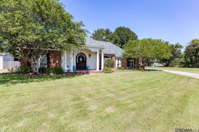 4132 Berthelot St, Addis, LA 70710
