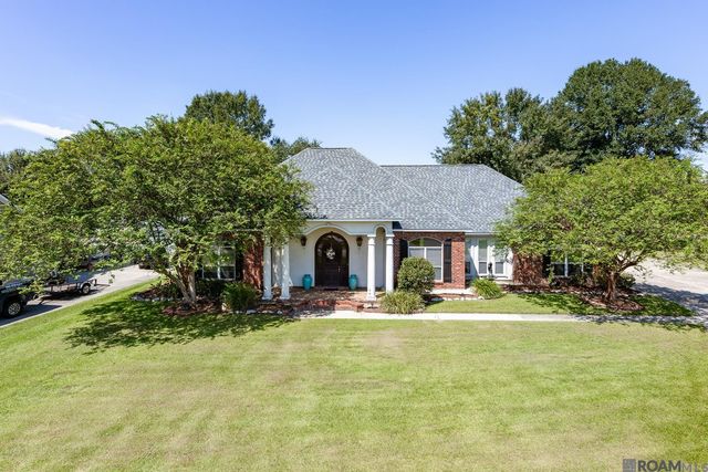 4132 Berthelot St, Addis, LA 70710