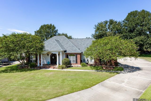 4132 Berthelot St, Addis, LA 70710