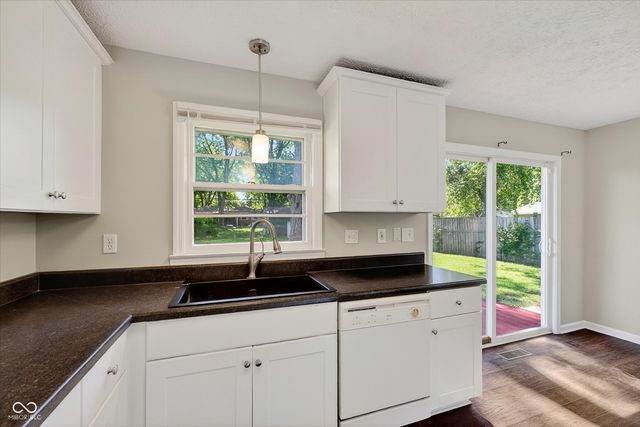725 Howard Road, Greenwood, IN 46142