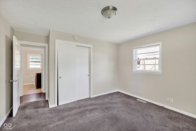 725 Howard Road, Greenwood, IN 46142