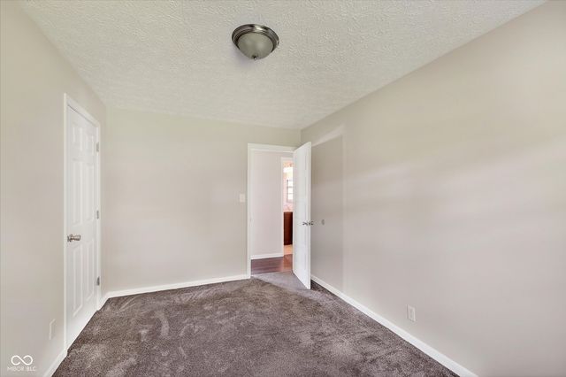 725 Howard Road, Greenwood, IN 46142