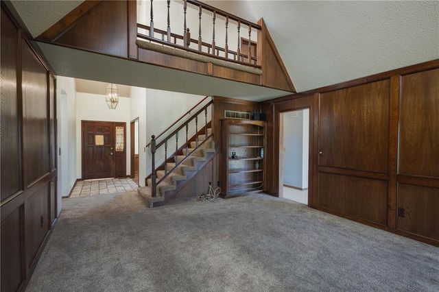 601 E 107th Terrace, Kansas City, MO 64114