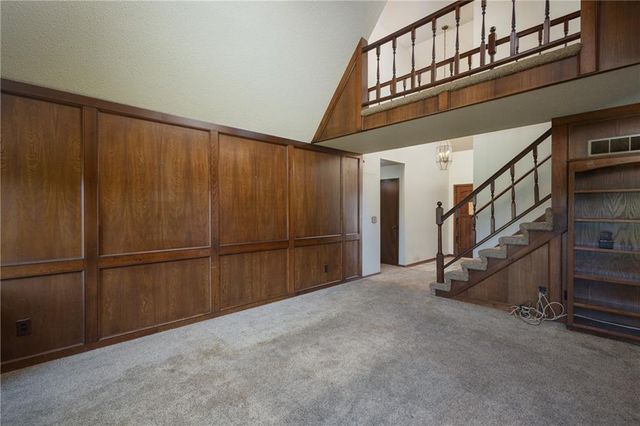 601 E 107th Terrace, Kansas City, MO 64114