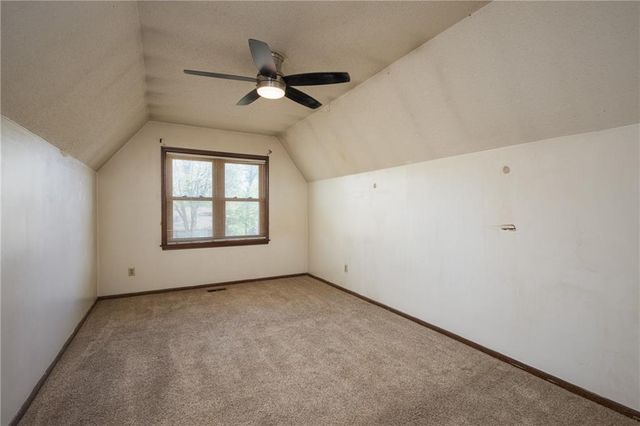 601 E 107th Terrace, Kansas City, MO 64114