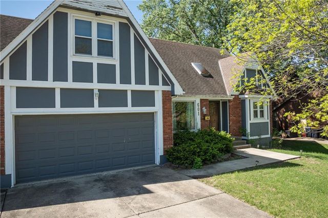 601 E 107th Terrace, Kansas City, MO 64114