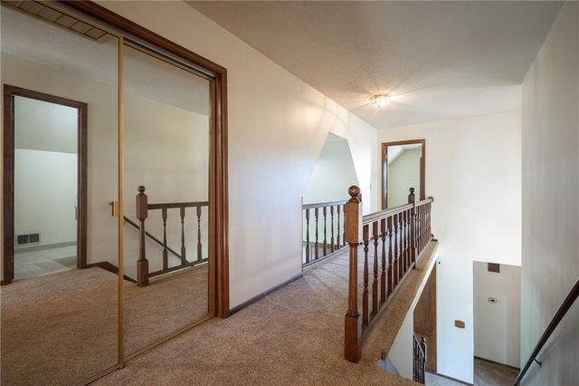 601 E 107th Terrace, Kansas City, MO 64114