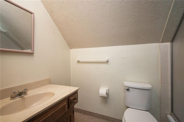 601 E 107th Terrace, Kansas City, MO 64114