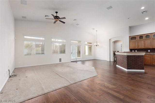 1995 Dakota Lodge Avenue, Las Vegas, NV 89123