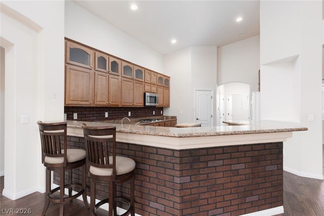 1995 Dakota Lodge Avenue, Las Vegas, NV 89123