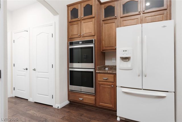 1995 Dakota Lodge Avenue, Las Vegas, NV 89123